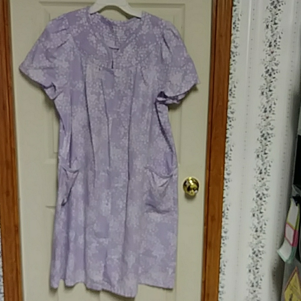 White Stag 3x house coat